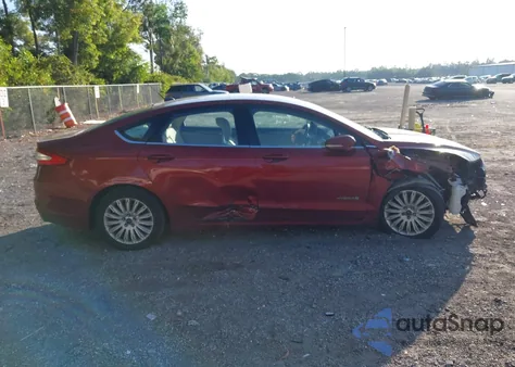 2014 Ford Fusion Hybrid Se из США, поврежденный, VIN 3FA6P0LU9ER244537